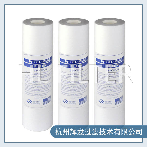 熔噴濾芯的結(jié)構(gòu)是什么樣的？（熔噴濾芯的材質(zhì)結(jié)構(gòu)及表面形式）